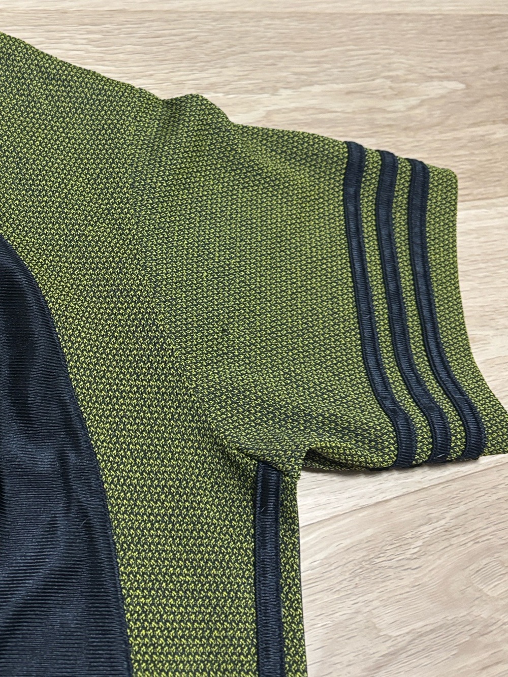 Vintage (S) 90s Adidas Colour-Block 3-Stripe Shirt Jacket Yellow Black Heathered - Picture 15 of 16